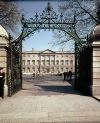 Außenansicht vom Tor, gebaut 1745-47
